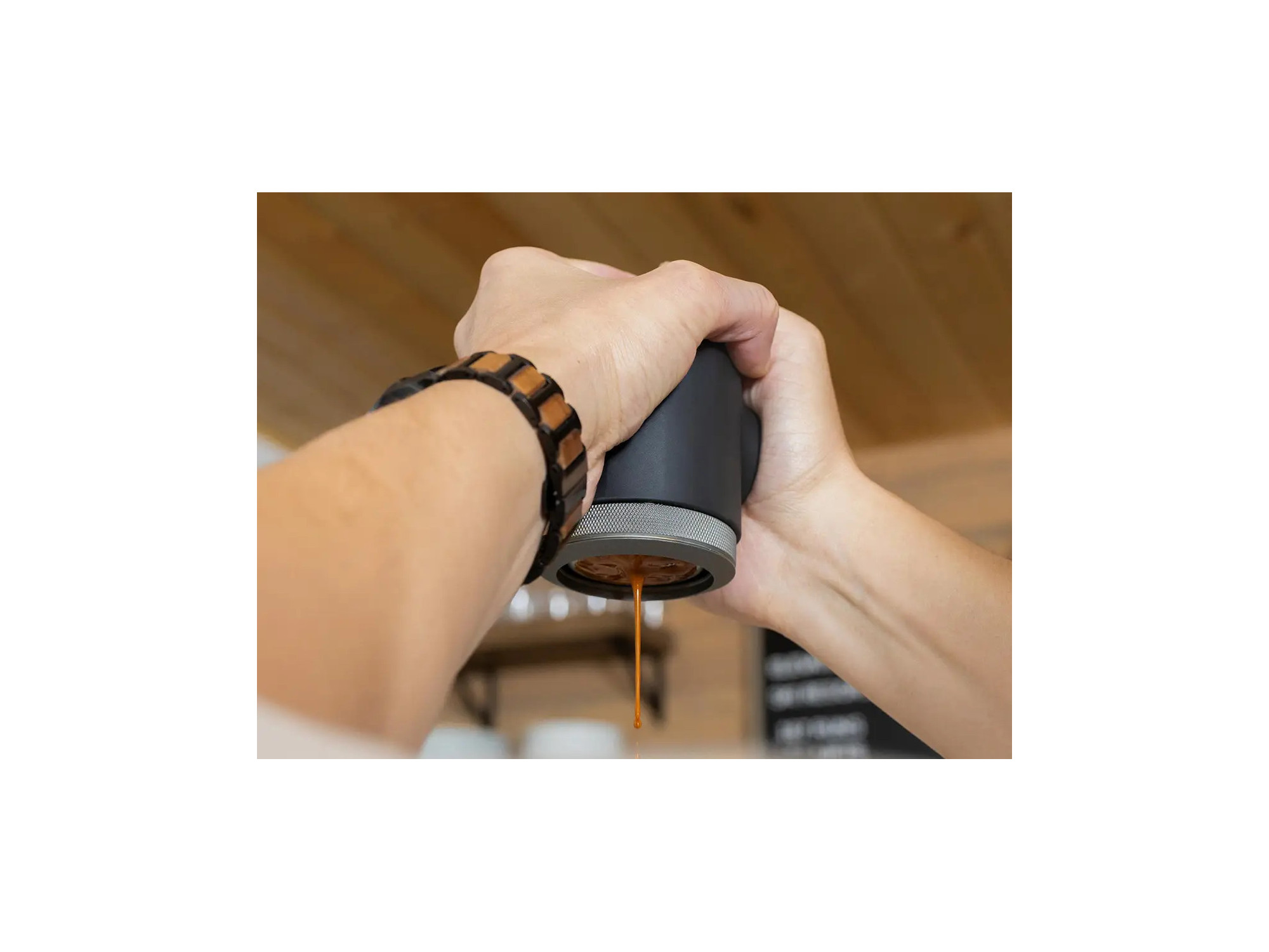 Wacaco Picopresso, Hartschalenetui-Manuelle Espressomaschine | SNAILER